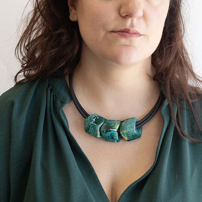 Exclusieve ketting van rubber met 3 Cubes, Gems