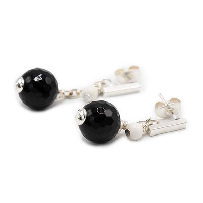 Oorbellen - Zwarte onyx met cacholong - kort