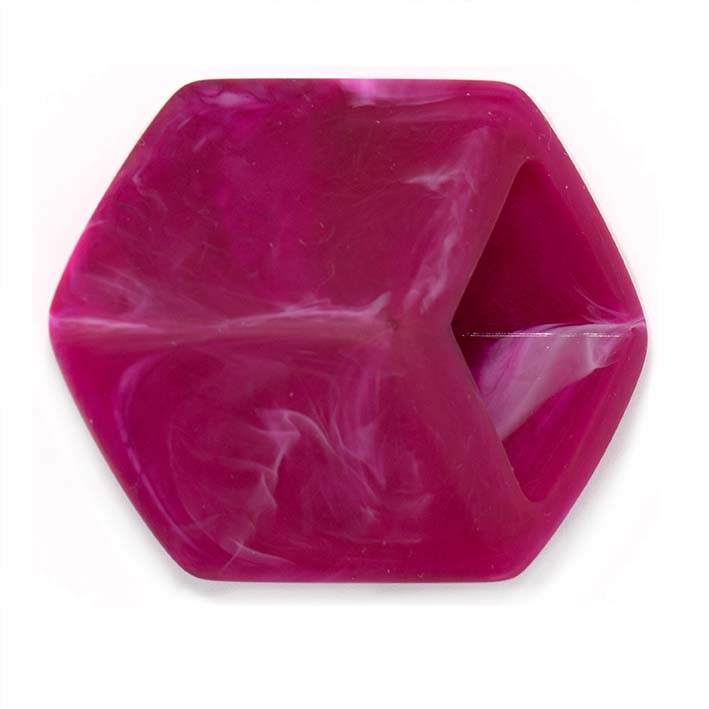 Cube hanger Cerise – helderroze magenta resin hanger, modulair en verwisselbaar, op witte achtergrond.