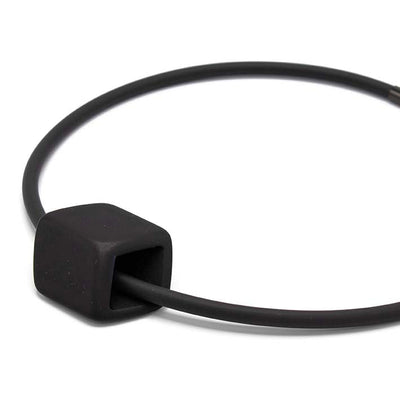 Ketting van RUBBER 1 lijns met Cube Black - FEESTCOLLECTIE -