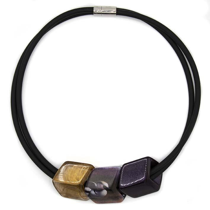 Exclusieve ketting van rubber met 3 CUBES, Golden Age, Melchior d'Hondecoeter