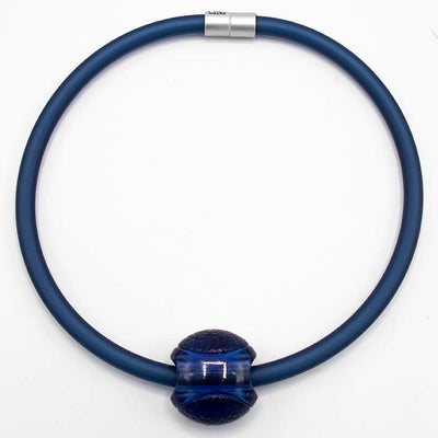 Ketting met verwisselbare hanger in montan blauw