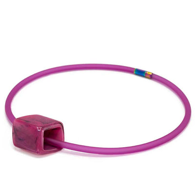 Ketting van RUBBER 1 lijns met Cube Black Pink - FEESTCOLLECTIE -