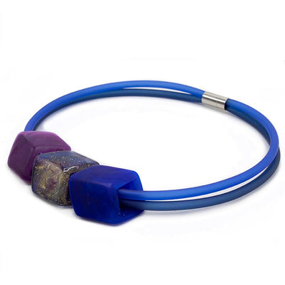 Exclusieve ketting van rubber met 3 Cubes, Brave new world