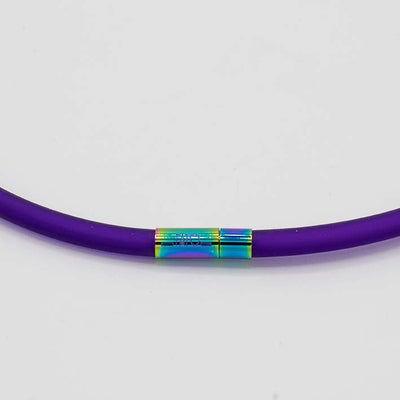 Ketting van RUBBER 1 lijns met Cube Blueberry  - FEESTCOLLECTIE -