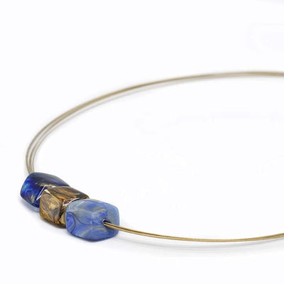 Ketting met mini cubes, blauw goud