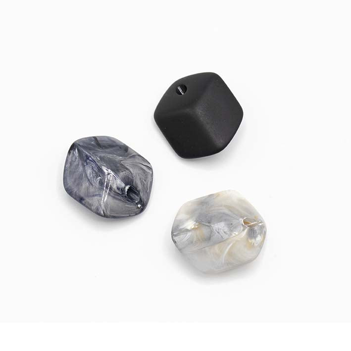 Ketting met mini cubes, grijs