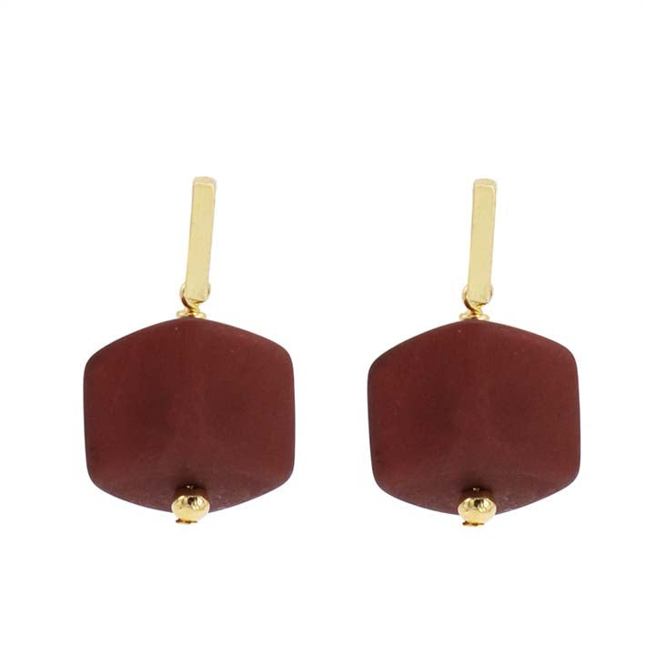 Oorbellen met  1 Cube Wijn rood