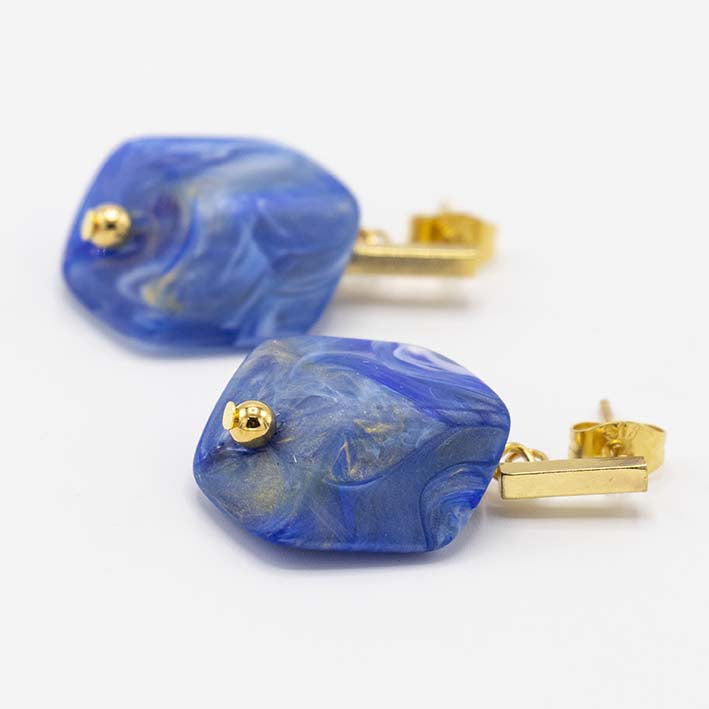 Oorbellen met  1 Cube Lapis