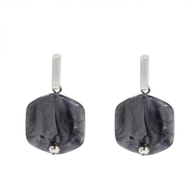 Oorbellen met  1 Cube Zilver Grijs