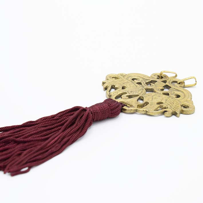 Hanger met tassel