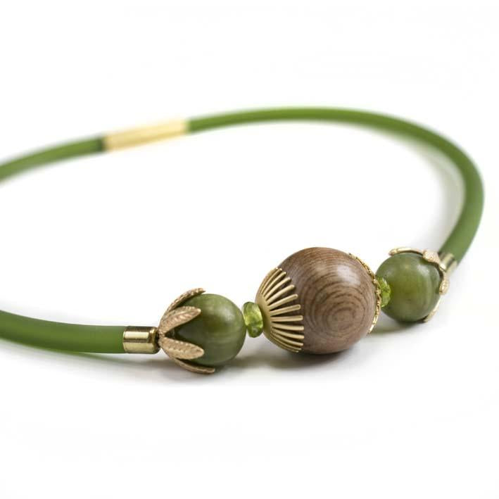 Green Bell, serpentine & rosewood necklace L
